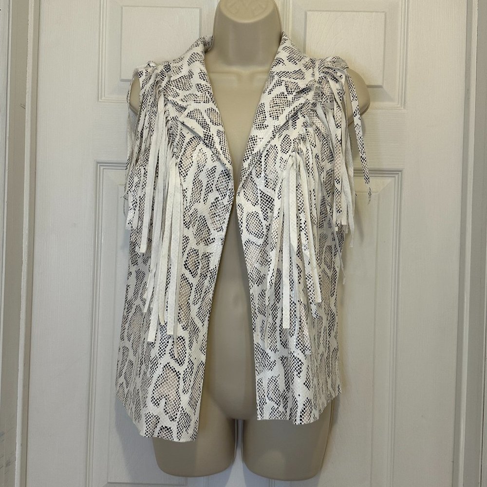 Vocal White Snakeskin Fringe Vest - STUNNER piece! Size M - NEW!